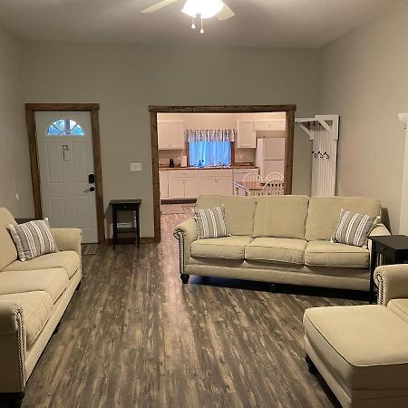 Modern Farmhouse 3 Bed, 2 Bath Apartment, Sleeps 7, Lots Of Space, Steps To Downtown, Honeywell & Eagles Theater Wabash Zewnętrze zdjęcie