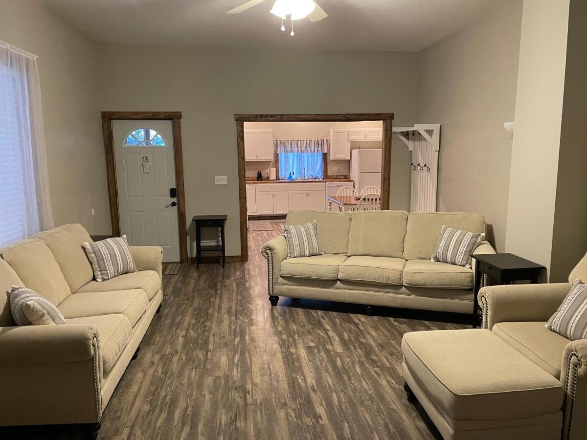Modern Farmhouse 3 Bed, 2 Bath Apartment, Sleeps 7, Lots Of Space, Steps To Downtown, Honeywell & Eagles Theater Wabash Zewnętrze zdjęcie