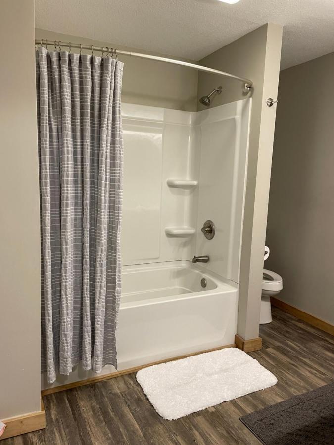 Modern Farmhouse 3 Bed, 2 Bath Apartment, Sleeps 7, Lots Of Space, Steps To Downtown, Honeywell & Eagles Theater Wabash Zewnętrze zdjęcie
