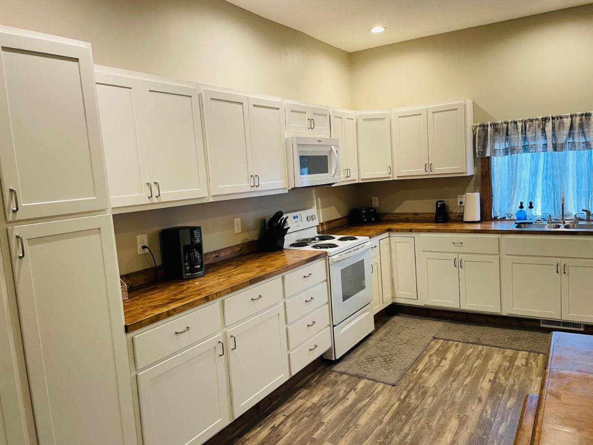 Modern Farmhouse 3 Bed, 2 Bath Apartment, Sleeps 7, Lots Of Space, Steps To Downtown, Honeywell & Eagles Theater Wabash Zewnętrze zdjęcie