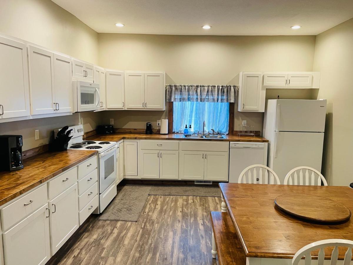 Modern Farmhouse 3 Bed, 2 Bath Apartment, Sleeps 7, Lots Of Space, Steps To Downtown, Honeywell & Eagles Theater Wabash Zewnętrze zdjęcie