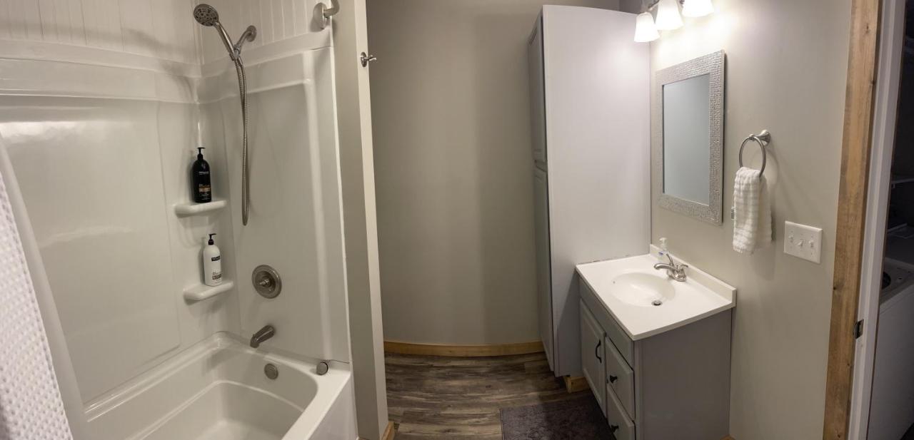 Modern Farmhouse 3 Bed, 2 Bath Apartment, Sleeps 7, Lots Of Space, Steps To Downtown, Honeywell & Eagles Theater Wabash Zewnętrze zdjęcie