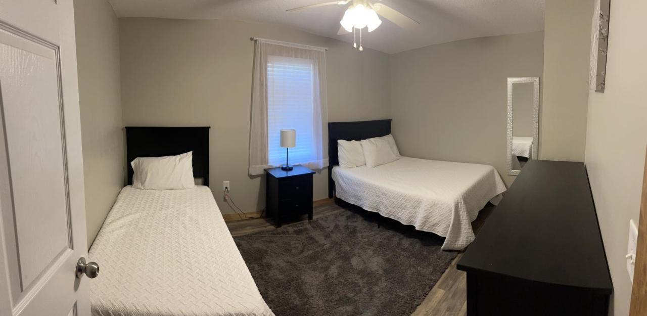Modern Farmhouse 3 Bed, 2 Bath Apartment, Sleeps 7, Lots Of Space, Steps To Downtown, Honeywell & Eagles Theater Wabash Zewnętrze zdjęcie